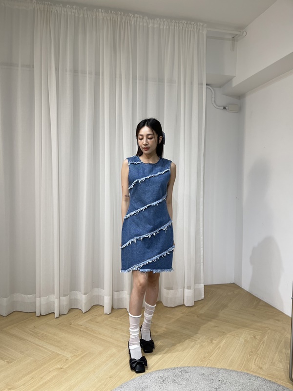 鬚鬚毛邊牛仔洋裝